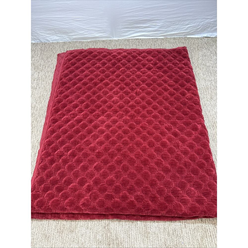 Pottery Barn Velvet Lattice Handcrafted Quilt King Size Ruby Red - Picture 2 of 6